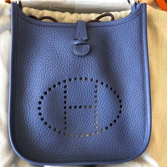 Hermes Handbags - Hermes Sac Evelyne 16cm crossbody.